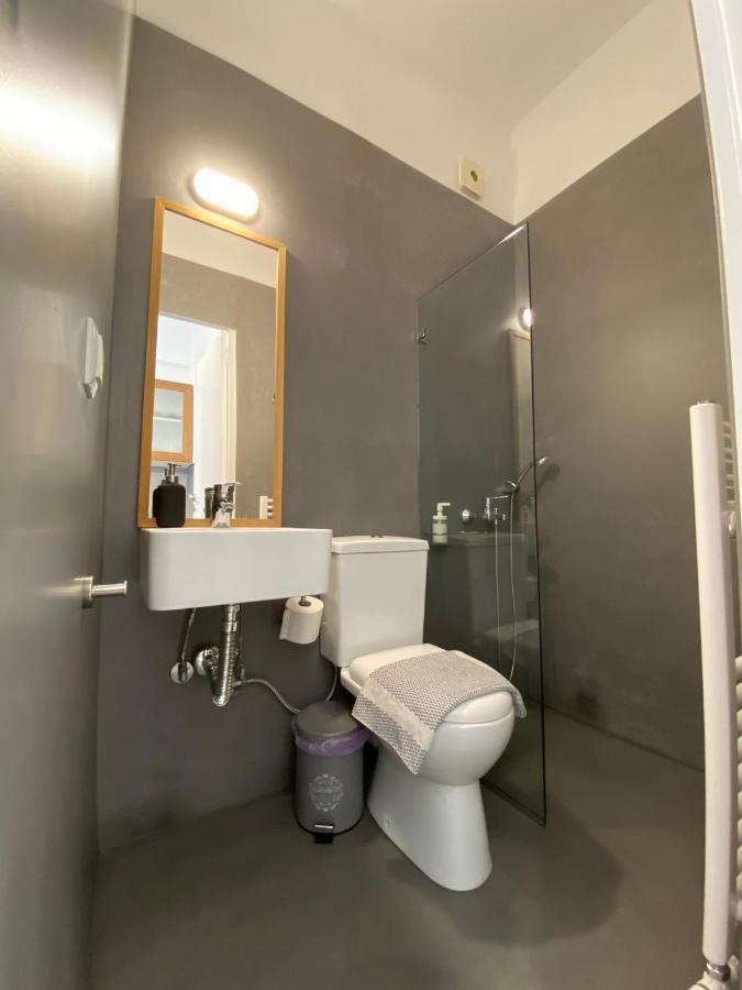 Small Gem Studio Athens, Next To Metro Nomismatokopeio מראה חיצוני תמונה